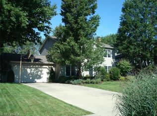 7248 Selworthy Ln, Solon, OH 44139