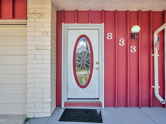 5th image of 833R Leeward Way