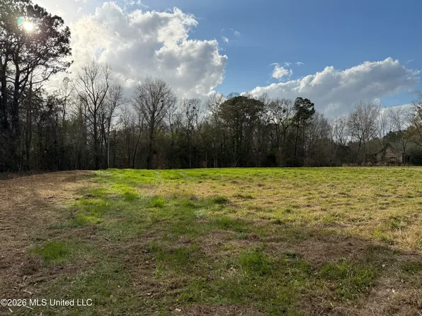 Byrnes Dr, Saucier, MS 39574