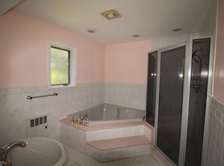 53 Bald Eagle Rd, Hackettstown, NJ 07840