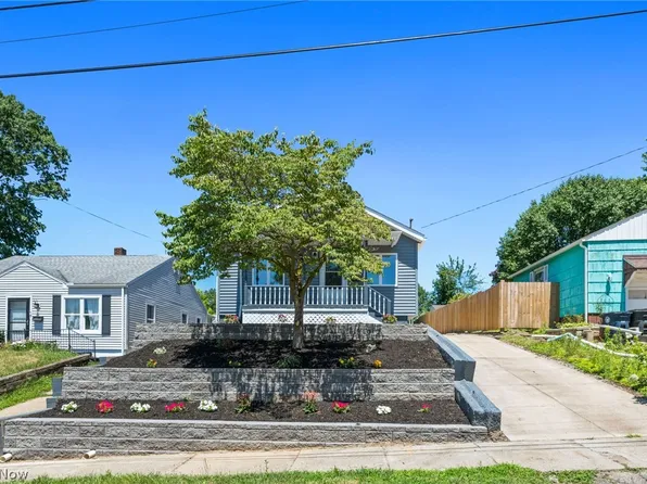 2459 Albrecht Ave, Akron, OH 44312