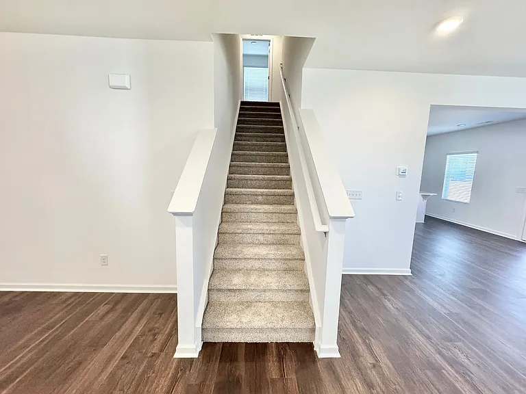 108 Cougar Ln — Photo 10