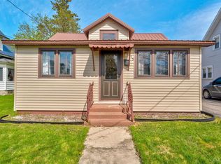 353 Lake St, Manistique, MI 49854
