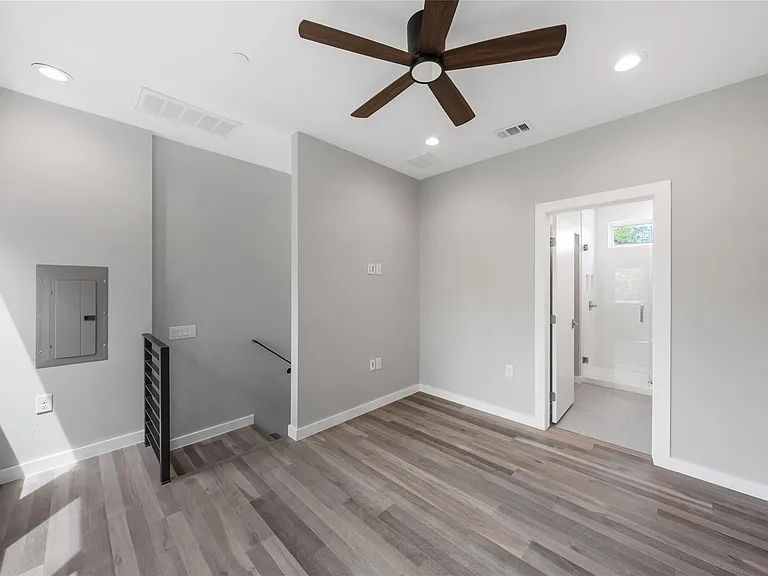 2108 Tillery St #16 — Photo 10