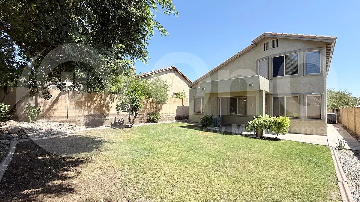 4 bed, 3.0 bath, 2197 sqft, $3,899 — Photo 2