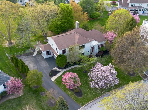 5 Barleycorn Dr, Broomall, PA 19008