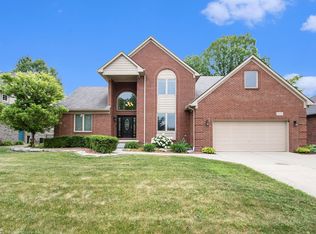 53410 Zachary Dr, Chesterfield, MI 48047