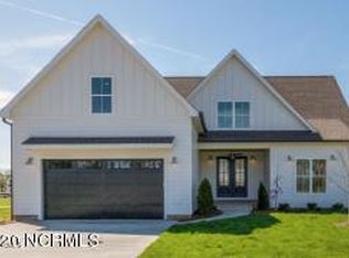 LOT 9 Nine Yacht Basin Lndg, Hampstead, NC 28443
