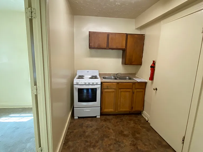 1229 S 4th St #11 — Photo 10