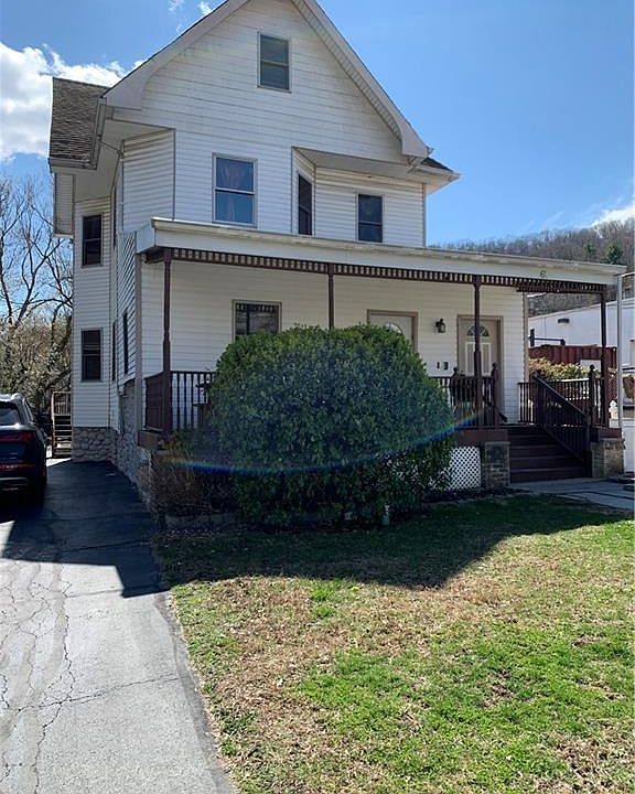 1st image of 61 Brookside Ave #4