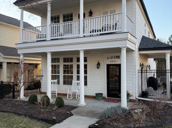 2415 E Frontier Elm Dr, Fayetteville, AR 72703