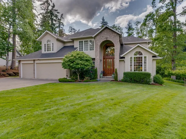 317 Anderson Dr, Silverton, OR 97381