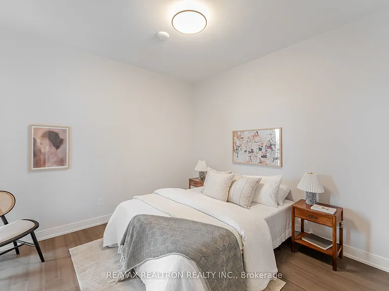 664 Spadina Ave #711 — Photo 9