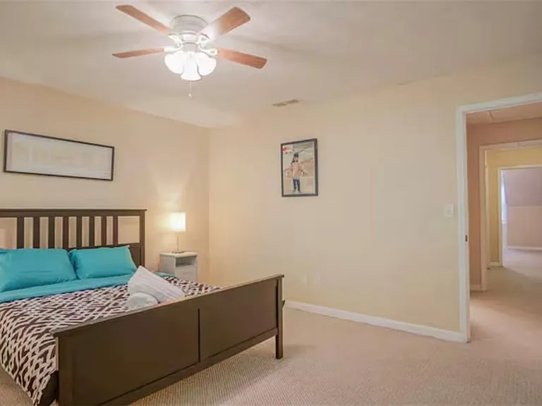 846 Park Pl NE — Photo 43