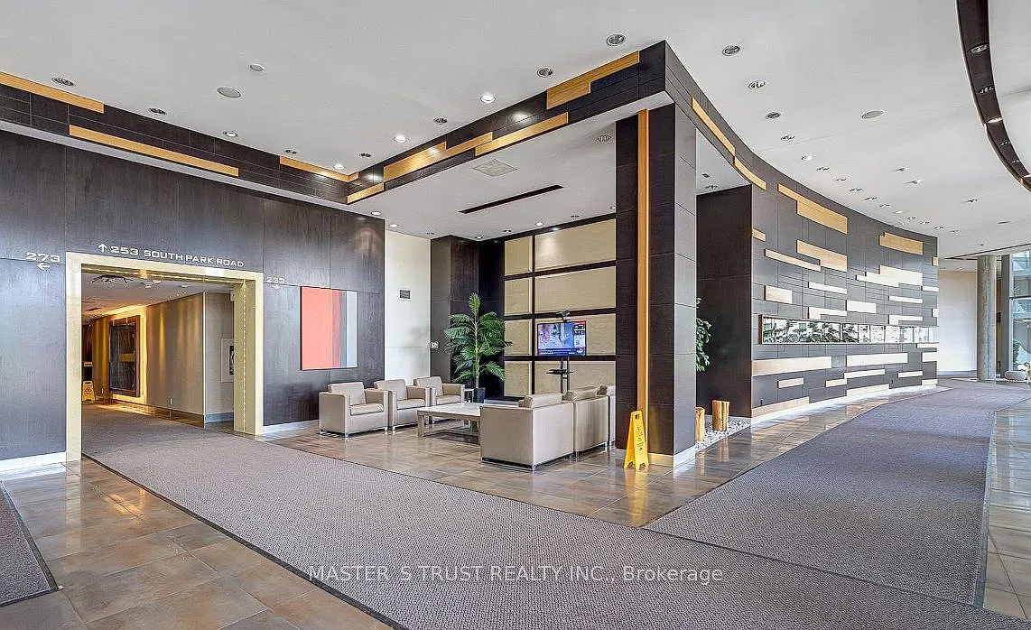 Eden Park Towers — Photo 2