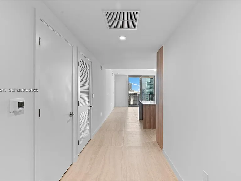 77 SE 5th St #3702 — Photo 2