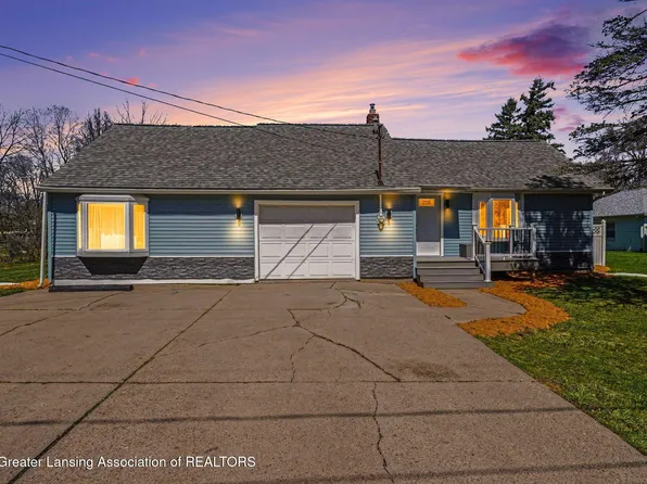 2328 Haslett Rd, East Lansing, MI 48823