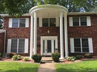 815 Lakeshore Dr, O'Fallon, IL