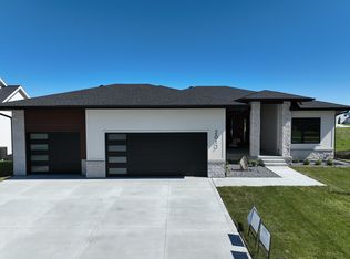 2013 Ketelsen Dr, Ames, IA 50010