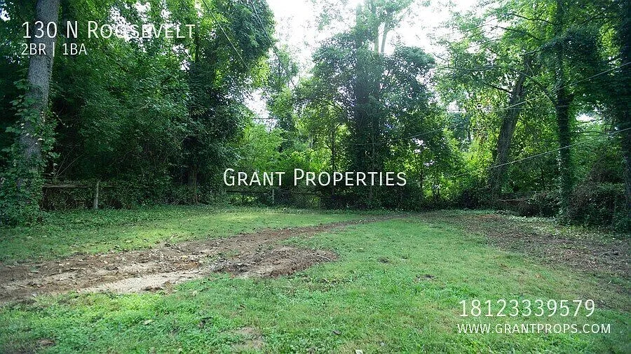 2 bed, 700 sqft, $1,905 — Photo 3