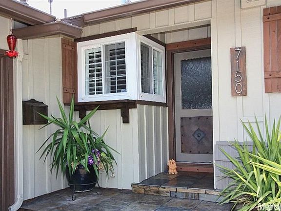 3rd image of 7150 Palace Cir