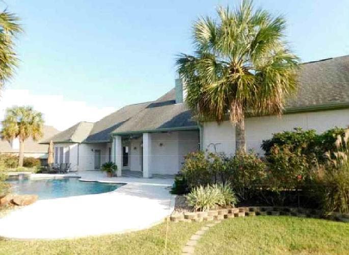 11511 Kings Point Blvd, Mont Belvieu, TX 77535 Zillow