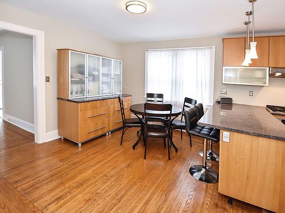5th image of 1209 Corbett Ave #2
