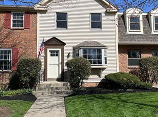 5881 Overbrooke Rd, Centerville, OH 45440