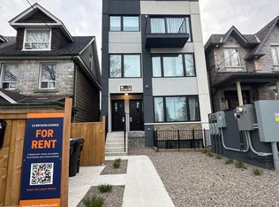 12 - 21 Batavia, Toronto, ON M6N 4A1