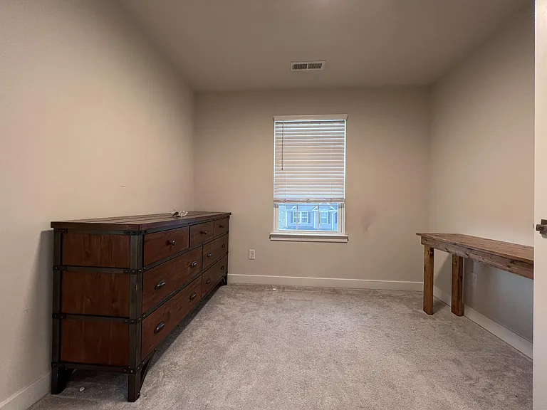 217 Stonehurst Dr #1 — Photo 11