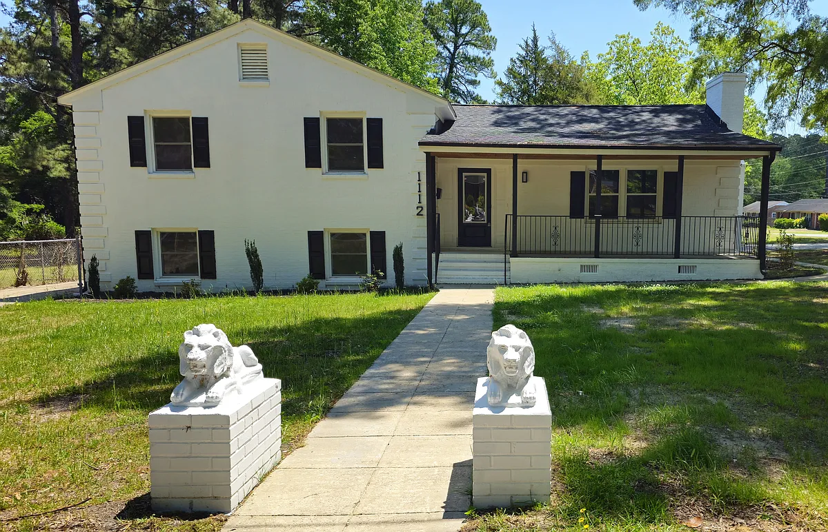 Building Photo - 1112 S Andrews Ave
