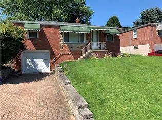 222 Bost Dr, West Mifflin, PA 15122