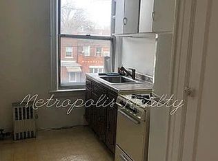 23-19 26th St #2F, Astoria, NY 11105