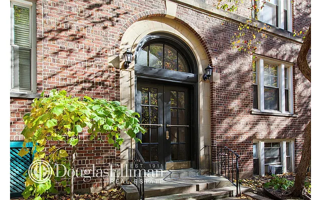 Sold by Douglas Elliman | media 22