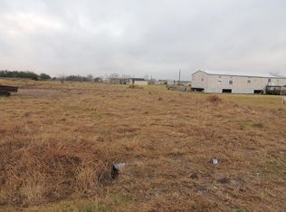 71 Dillon Dr, Victoria, TX 77905