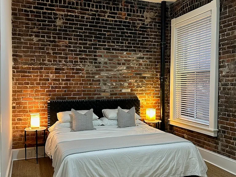 20 W Oglethorpe Ave #C — Photo 11