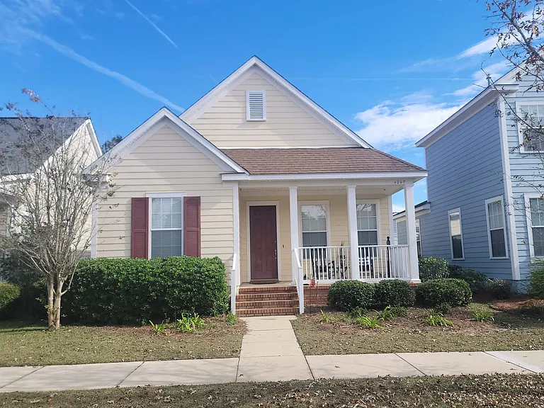 4247 Raleigh Way — Photo 1