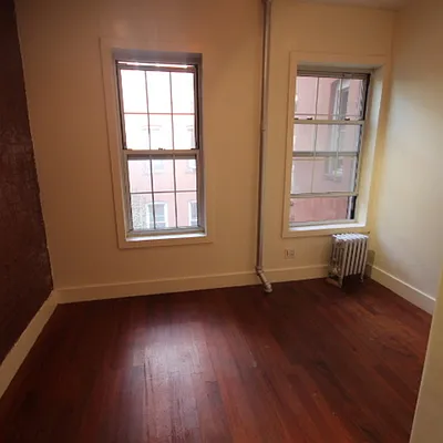 Rented by Nooklyn NYC LLC | media 85