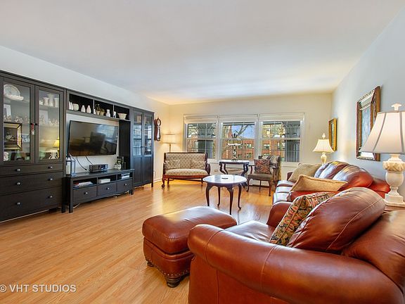 4th image of 1025 Randolph St APT 308