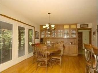 4th image of 400 N Home Ave