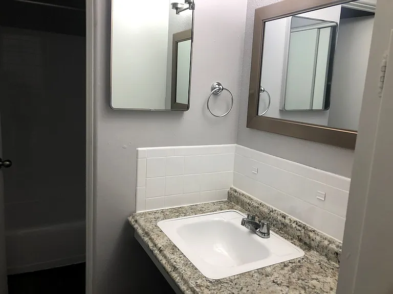 154 W Powers Cir — Photo 7