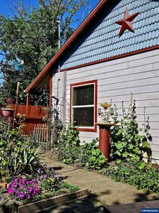 355 N 13th St, Philomath, OR, 97370