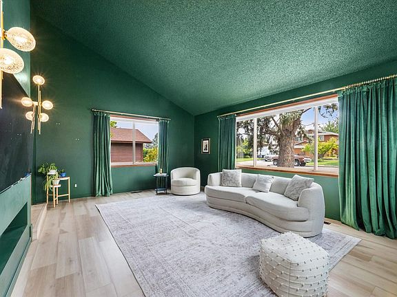5th image of 1936 Cypress Pl