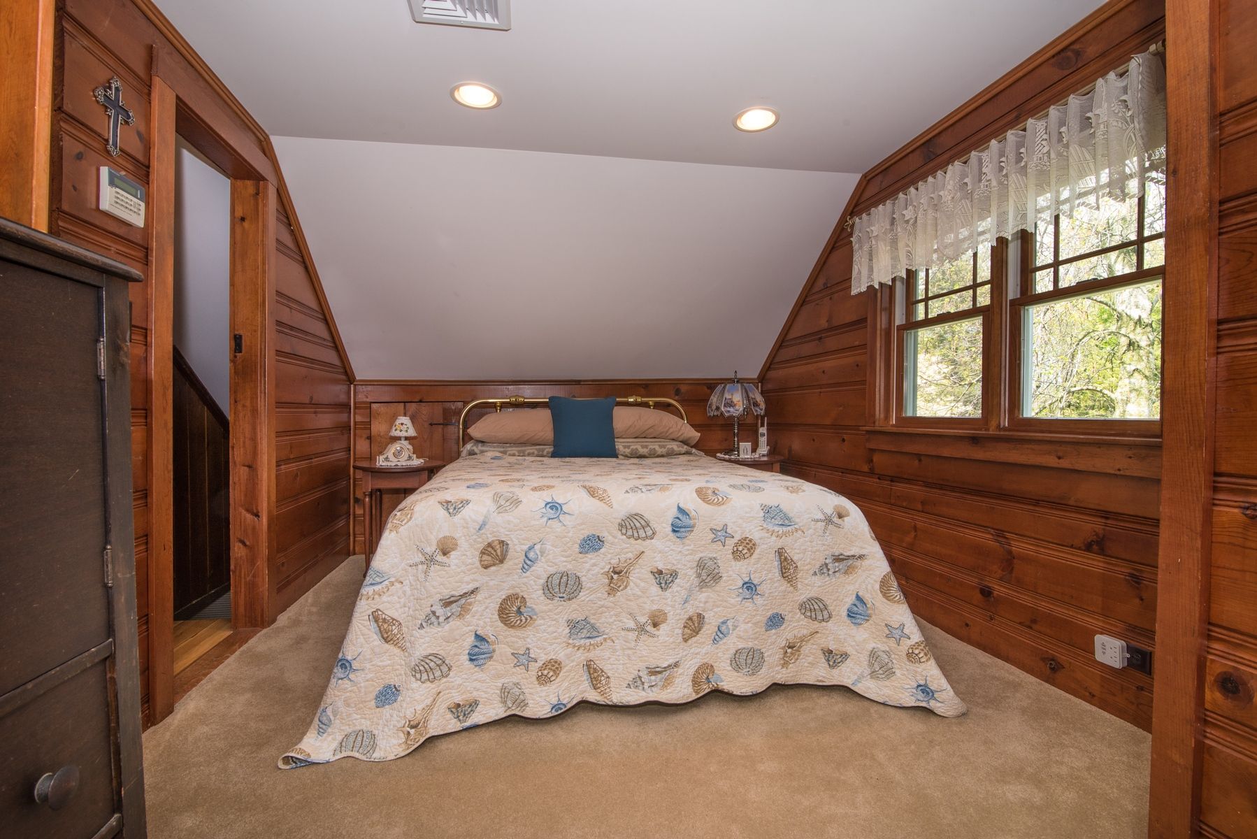 52 Whites Ln, Aquebogue, NY 11931 Out East