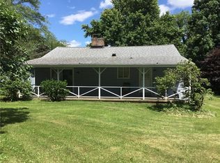 110 Chambers Ln, Evans City, PA 16033