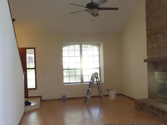 2nd image of 2345 Oak Hammock Ln
