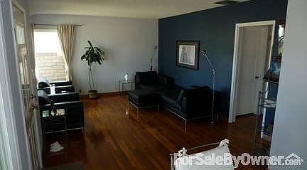 3rd image of 5914 E Rosebay St