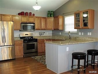 3rd image of 1187 Larkspur Dr
