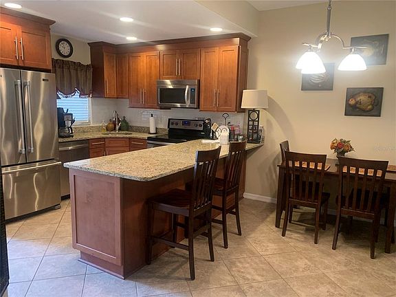 4th image of 8359 Wingate Dr #2014B2