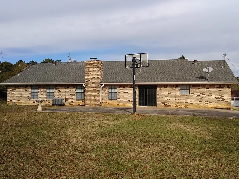 133 Janice Ln — Photo 12